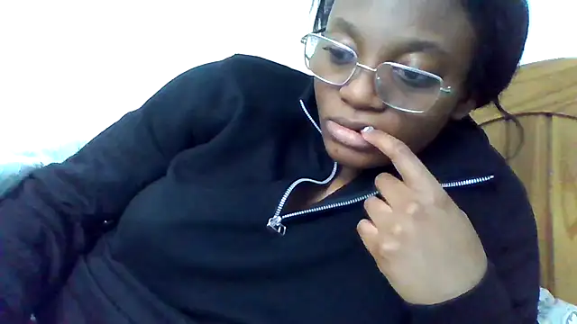 SexyGemBeautyX online show from December 1, 2025, 11:37 am