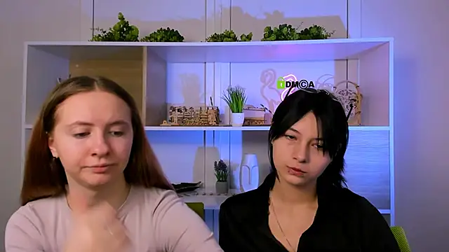 mila glow1 online show from October 5, 2025, 8:34 am