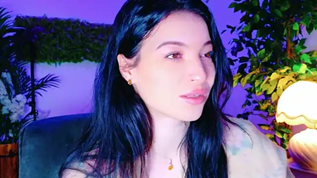 CutenessGirl online show from December 21, 2025, 7:59 am