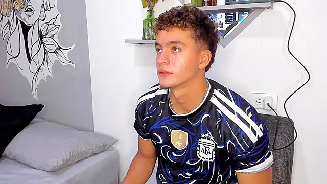 paull george online show from June 18, 2026, 2:21 pm