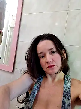 Snapshot of _anita_rojas chatting on February 5, 2026, 3:27 pm anita rojas online show from February 5, 2026, 3:27 pm