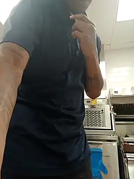 Dropdingo online show from November 30, 2025, 2:54 pm