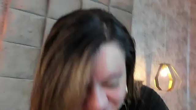 Sky Junne online show from January 8, 2026, 5:48 pm