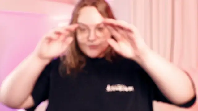 Snapshot of Alissa_S chatting on September 9, 2025, 5:01 pm Alissa S online show from September 9, 2025, 5:01 pm