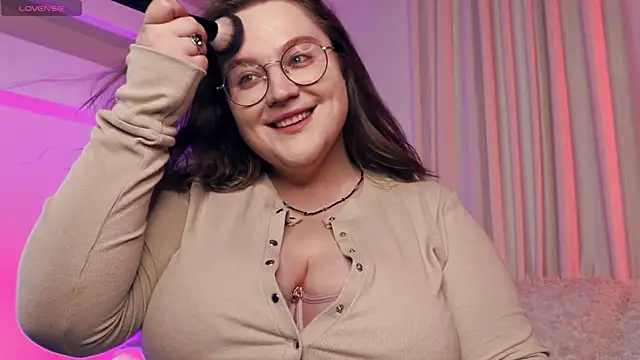 Snapshot of Alissa_S chatting on September 11, 2025, 4:40 pm Alissa S online show from September 11, 2025, 4:40 pm