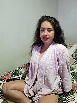 Snapshot of CathyMoss chatting on February 25, 2026, 8:18 pm CathyMoss online show from February 25, 2026, 8:18 pm