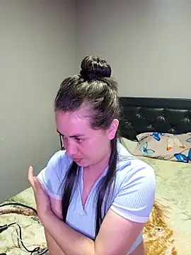 Snapshot of CathyMoss chatting on March 10, 2026, 2:55 pm CathyMoss online show from March 10, 2026, 2:55 pm