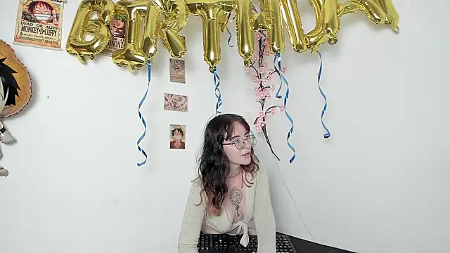 Snapshot of AfroditaLeclair chatting on March 20, 2026, 12:15 am AfroditaLeclair online show from March 20, 2026, 12:15 am