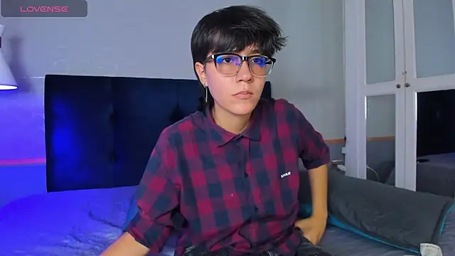 Tsuki Maru online show from September 26, 2025, 8:35 pm