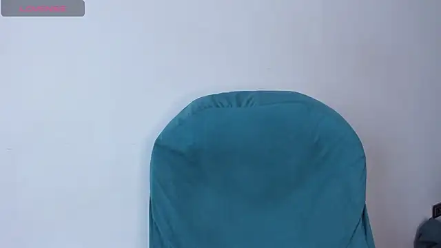 Tsuki Maru online show from April 17, 2026, 9:07 pm