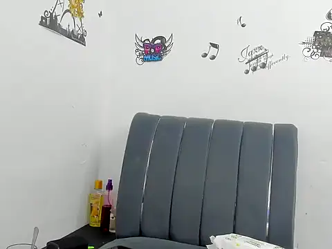 sarithasweettt online show from October 3, 2025, 1:46 am