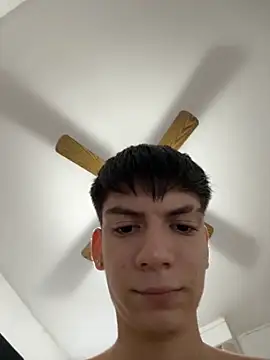 Luck  090 online show from November 4, 2025, 9:25 pm