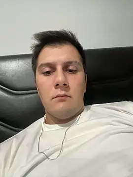 bogerkek online show from October 1, 2025, 9:32 pm