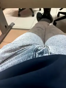 bogerkek online show from October 29, 2025, 10:11 pm