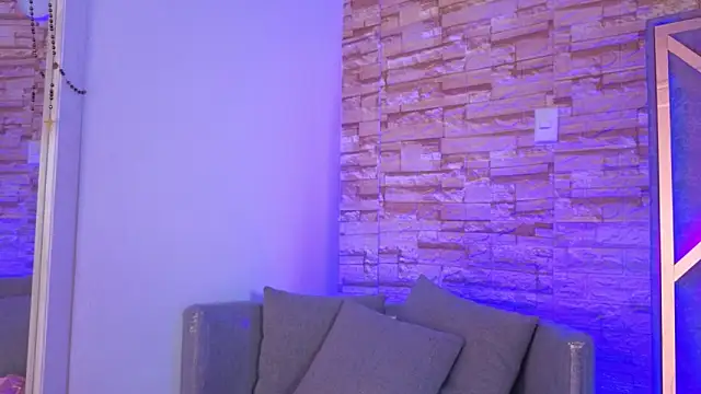 Snapshot of _valeria_saenz_ chatting on February 7, 2026, 8:56 pm valeria saenz online show from February 7, 2026, 8:56 pm