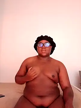 Snapshot of Gyminae chatting on November 7, 2025, 3:34 pm Gyminae online show from November 7, 2025, 3:34 pm