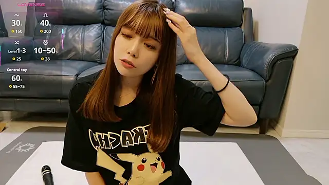 Snapshot of SoRa_056 chatting on October 2, 2025, 3:41 pm SoRa 056 online show from October 2, 2025, 3:41 pm