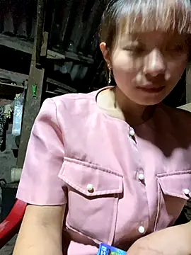 Mai bb online show from October 31, 2025, 9:21 am