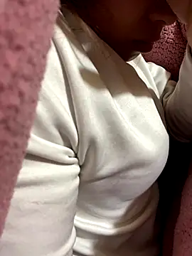 Mai bb online show from November 24, 2025, 9:25 pm