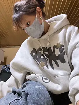 Mai bb online show from December 3, 2025, 9:07 am