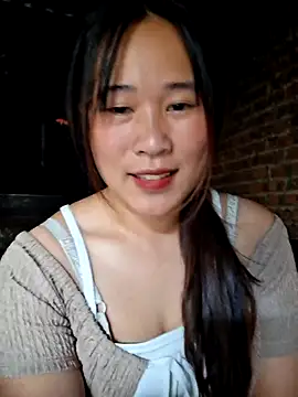 ALIENHR38 online show from November 10, 2025, 2:10 am