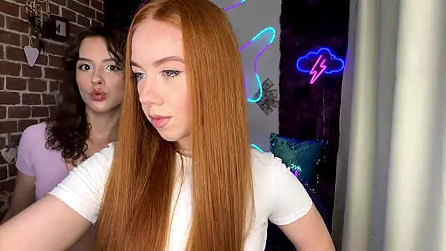 Snapshot of SpicyLolaSugarMaya chatting on September 23, 2025, 6:49 am SpicyLolaSugarMaya online show from September 23, 2025, 6:49 am