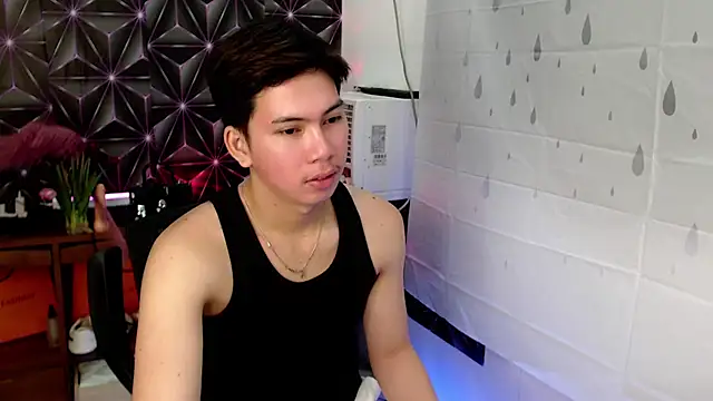 ursweet jade online show from November 12, 2025, 10:37 am