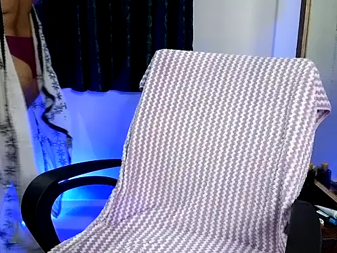 mansi201 online show from October 1, 2025, 12:55 pm