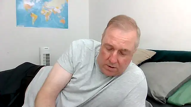Snapshot of JayPal722 chatting on July 12, 2026, 1:35 pm JayPal722 online show from July 12, 2026, 1:35 pm