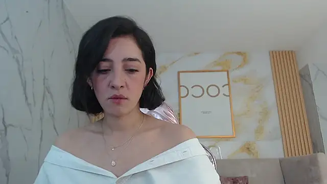Snapshot of sara_lopez_s chatting on October 3, 2025, 1:19 pm sara lopez s online show from October 3, 2025, 1:19 pm