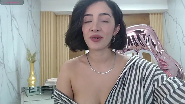 sara lopez s online show from March 16, 2026, 1:37 pm