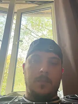 XXKieran online show from October 2, 2025, 1:29 pm