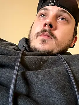 XXKieran online show from December 2, 2025, 2:23 pm