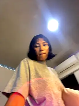 Snapshot of Amberdecolombia chatting on January 9, 2026, 6:05 am Amberdecolombia online show from January 9, 2026, 6:05 am