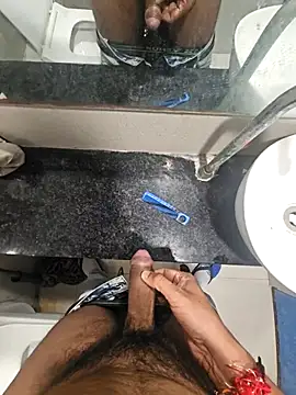 Snapshot of Gamecoc chatting on September 19, 2025, 7:32 am Gamecoc online show from September 19, 2025, 7:32 am