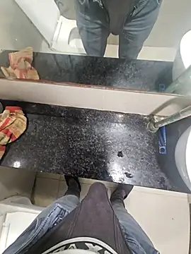 Snapshot of Gamecoc chatting on October 31, 2025, 6:25 am Gamecoc online show from October 31, 2025, 6:25 am