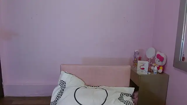 kiity horny  online show from October 11, 2025, 12:36 pm