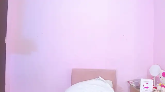 kiity horny  online show from October 16, 2025, 12:39 pm