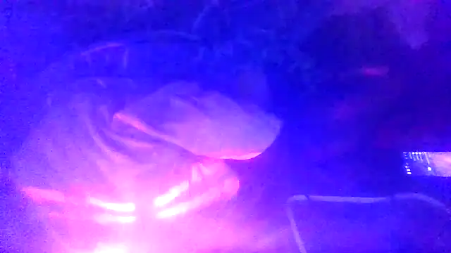 prettymaa online show from December 15, 2025, 10:25 pm