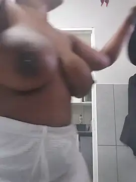 trickyOne online show from November 19, 2025, 3:56 pm