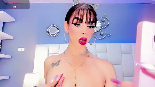 Naughty-sexy-girrl online show from December 4, 2025, 5:32 pm