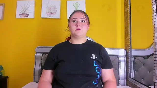 Snapshot of Miiafoox chatting on September 10, 2025, 4:29 pm Miiafoox online show from September 10, 2025, 4:29 pm