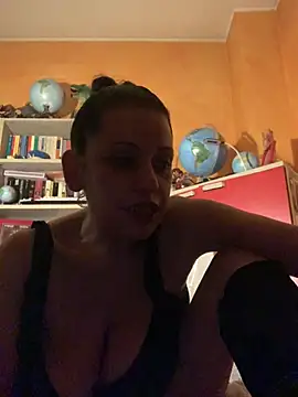 Snapshot of maripocita79 chatting on May 19, 2026, 12:49 am maripocita79 online show from May 19, 2026, 12:49 am
