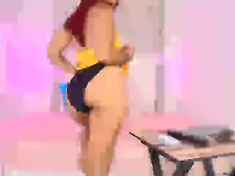 Snapshot of Redhair6 chatting on October 28, 2025, 6:21 pm Redhair6 online show from October 28, 2025, 6:21 pm