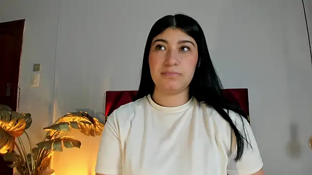 Snapshot of MaraRosenthal chatting on September 26, 2025, 11:47 am MaraRosenthal online show from September 26, 2025, 11:47 am