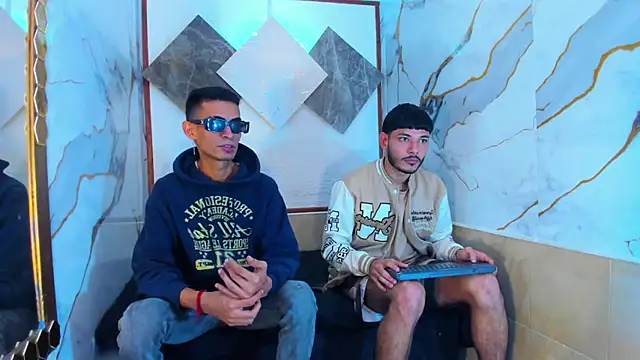 Golldens Dreamss online show from October 15, 2025, 7:58 pm