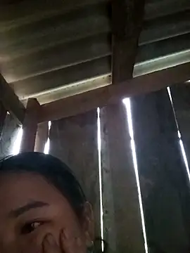 may-squirl online show from November 11, 2025, 11:38 pm