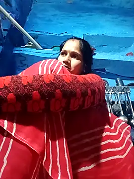 Jooli xx online show from November 26, 2025, 1:06 am