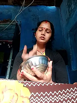 Jooli xx online show from March 5, 2026, 2:29 am