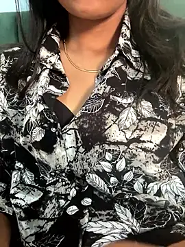 Snapshot of dollyjaan11 chatting on October 18, 2025, 11:55 am dollyjaan11 online show from October 18, 2025, 11:55 am